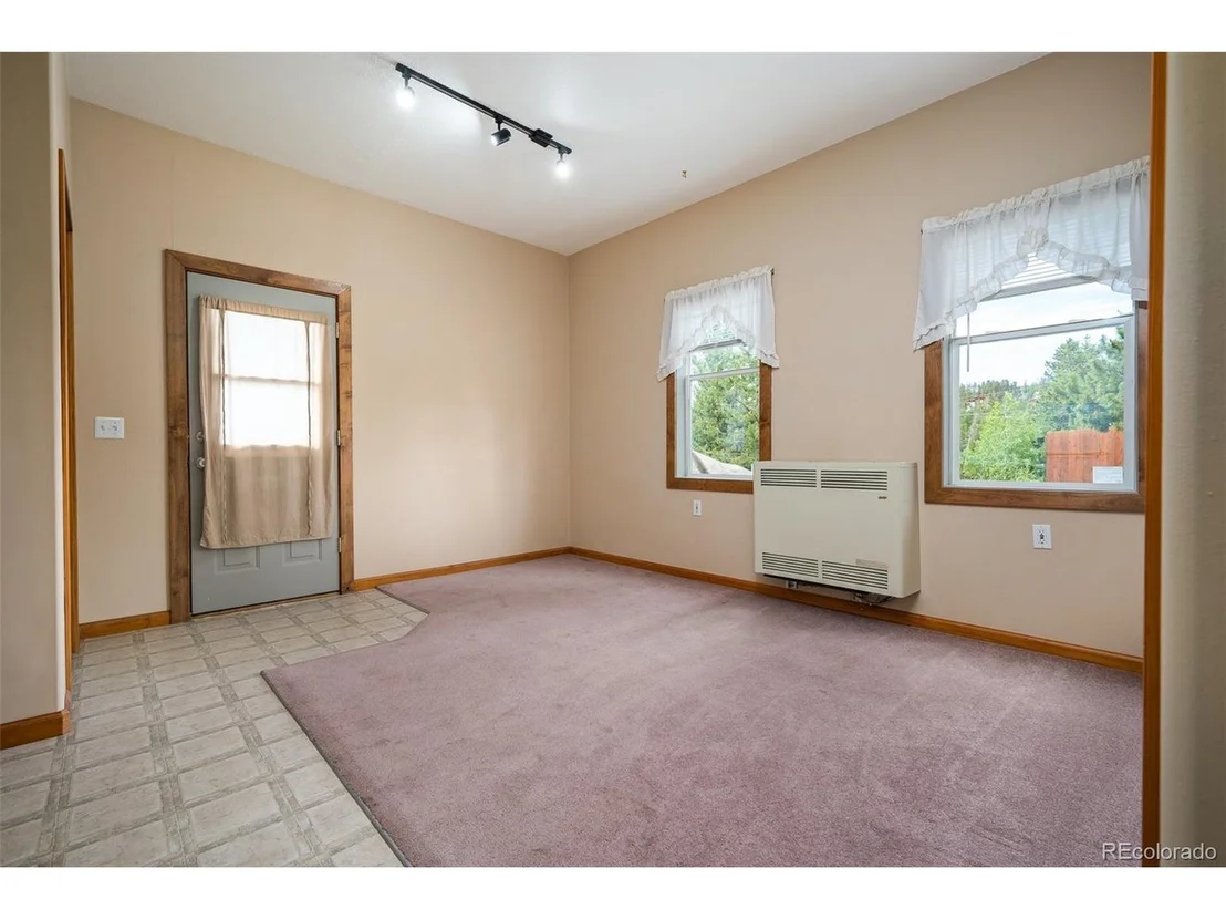 Photo of 327 County Road 5212