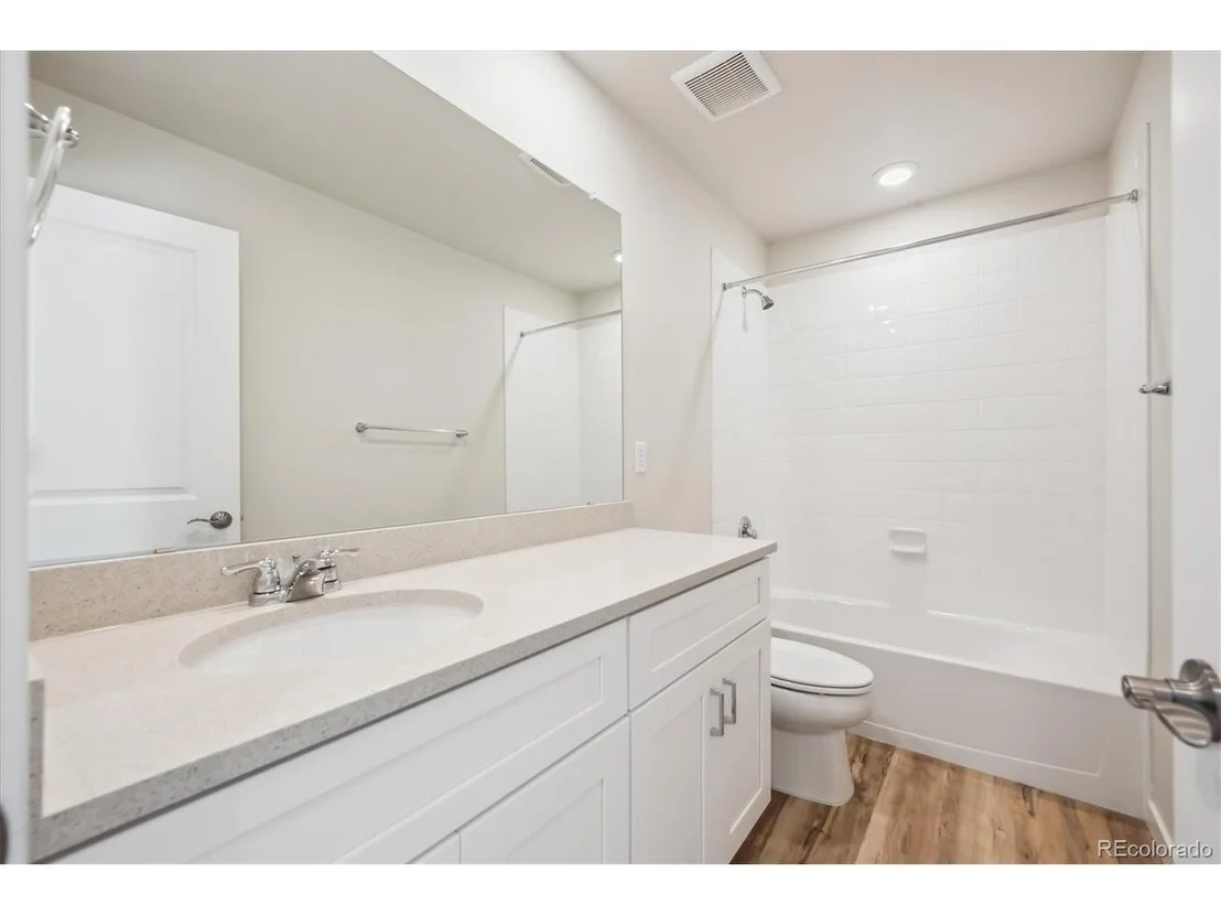 Photo of 1354 Bloom St