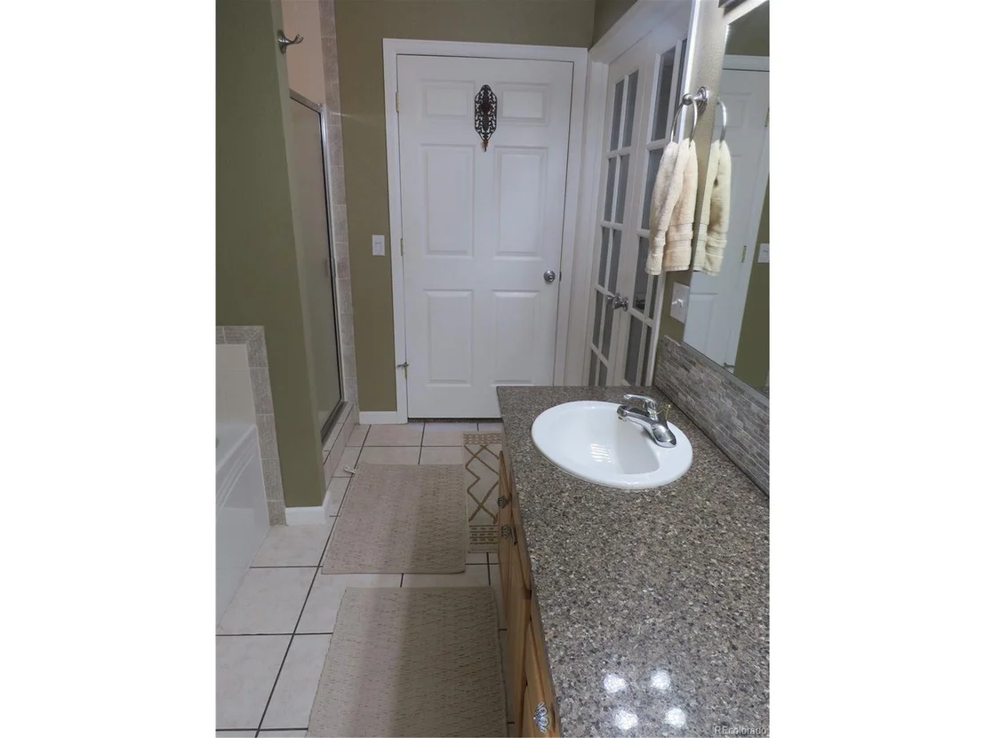 Photo of 445 Skyline Dr