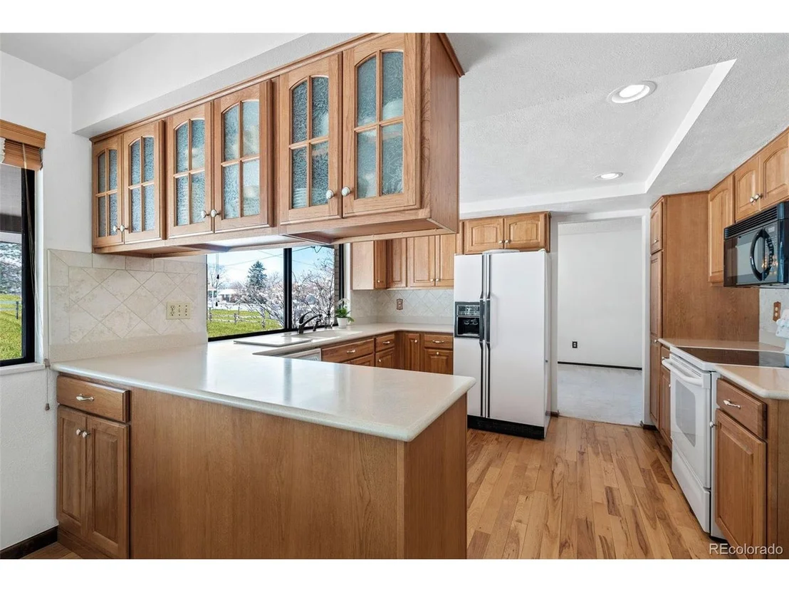Photo of 8181 Queen St