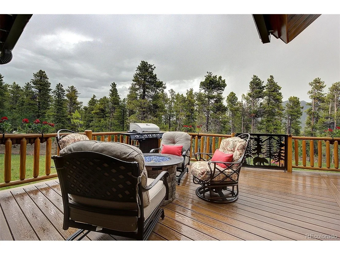 Photo of 1440 Lodge Pole Dr