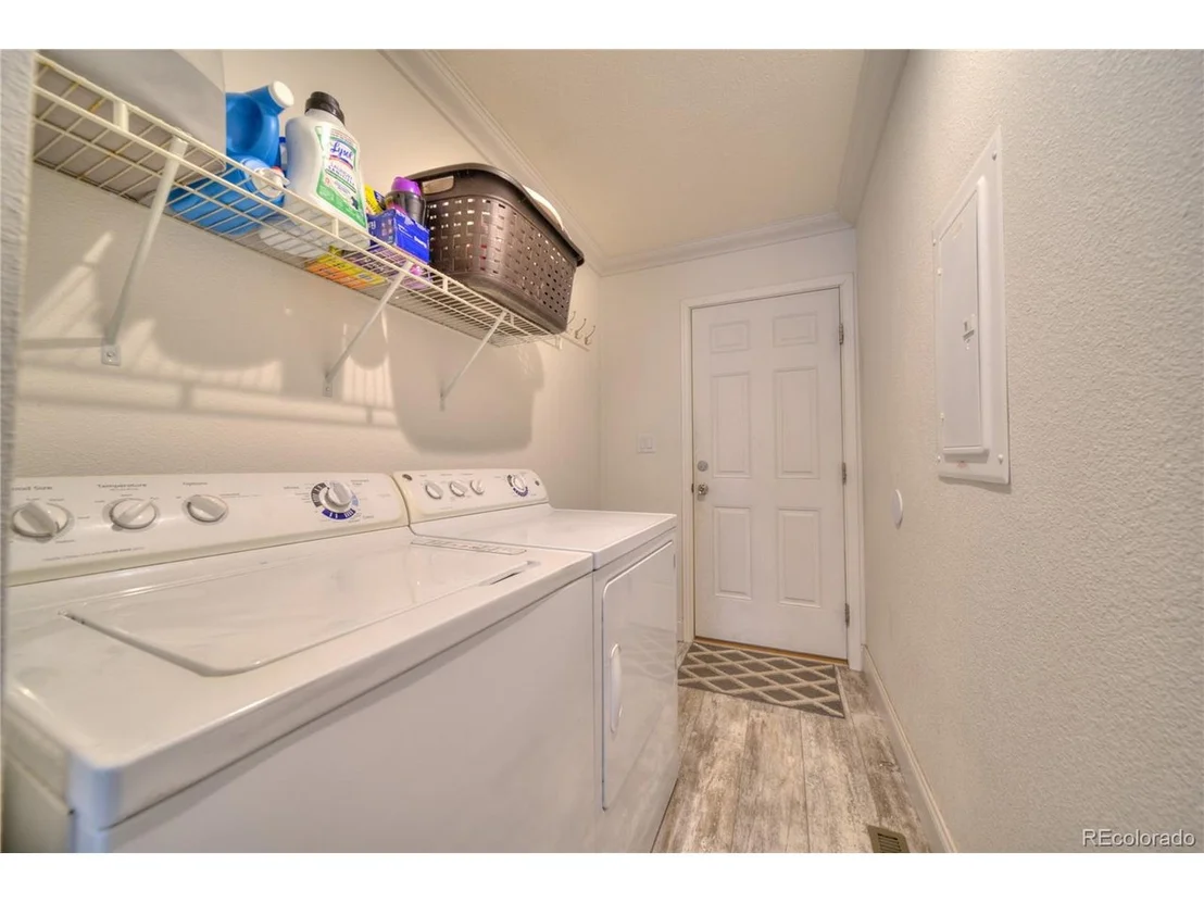 Photo of 539 W 9th St