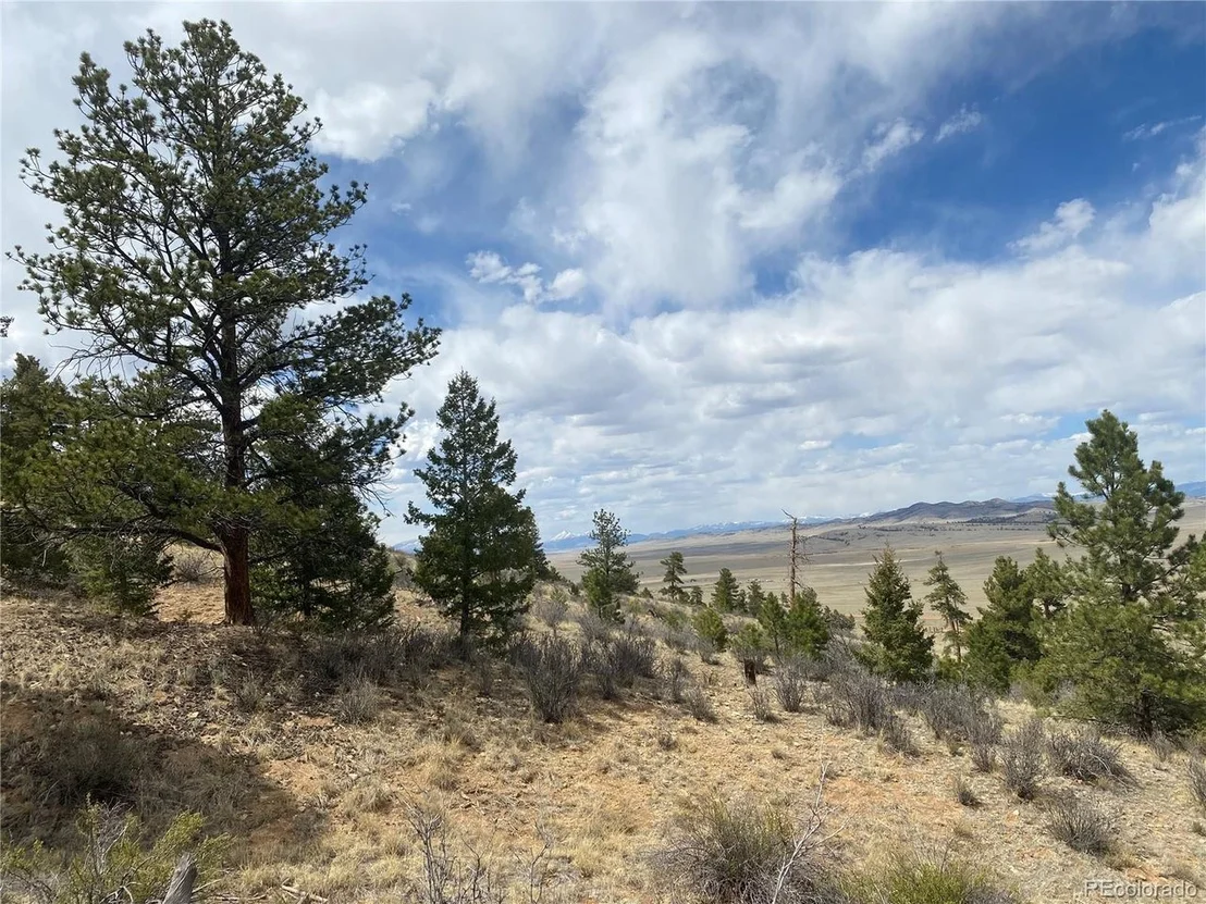 Photo of 381 Red Cloud Rd