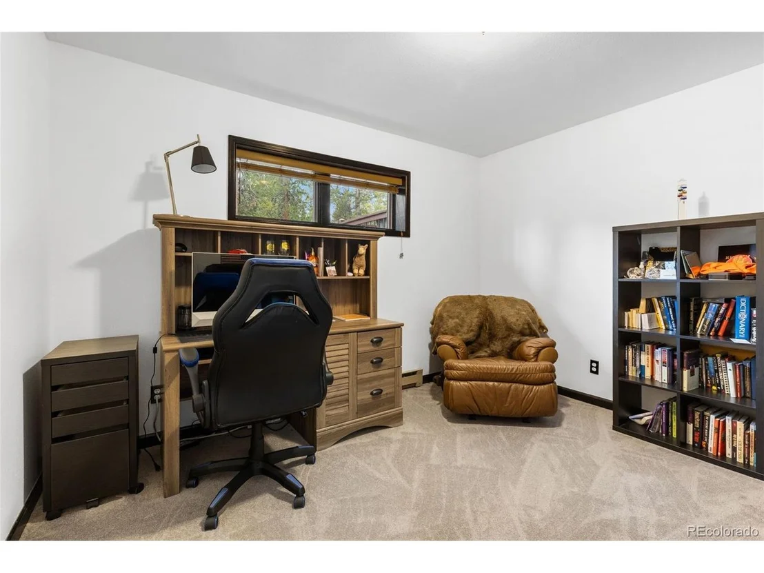 Photo of 356 Augusta Dr