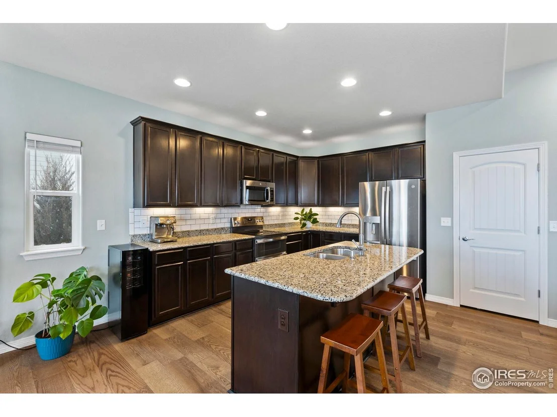 Photo of 480 Boxwood Dr