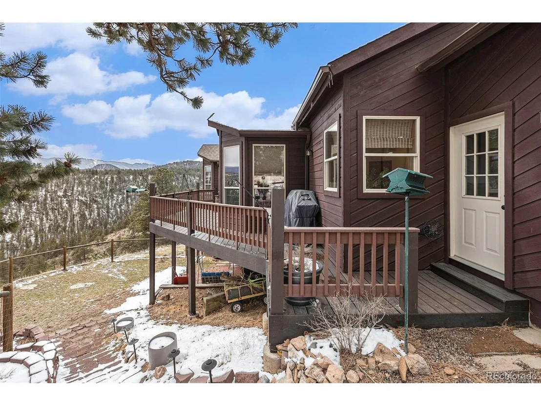 Photo of 299 Long Ridge Dr