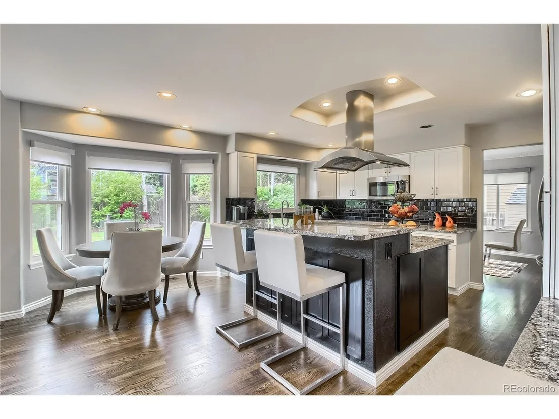 Photo of 1100 Sunset Dr