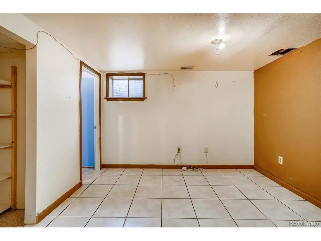 Photo of 5656 W 100th Pl