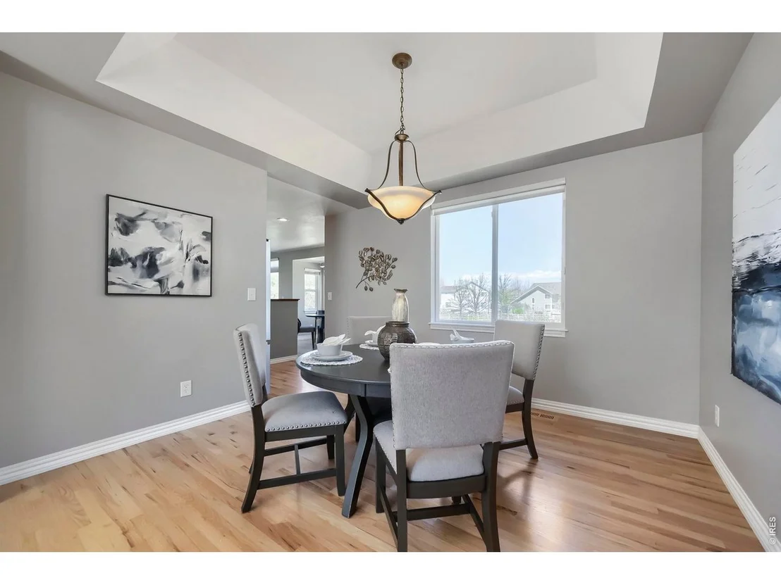 Photo of 3965 Hawthorne Cir