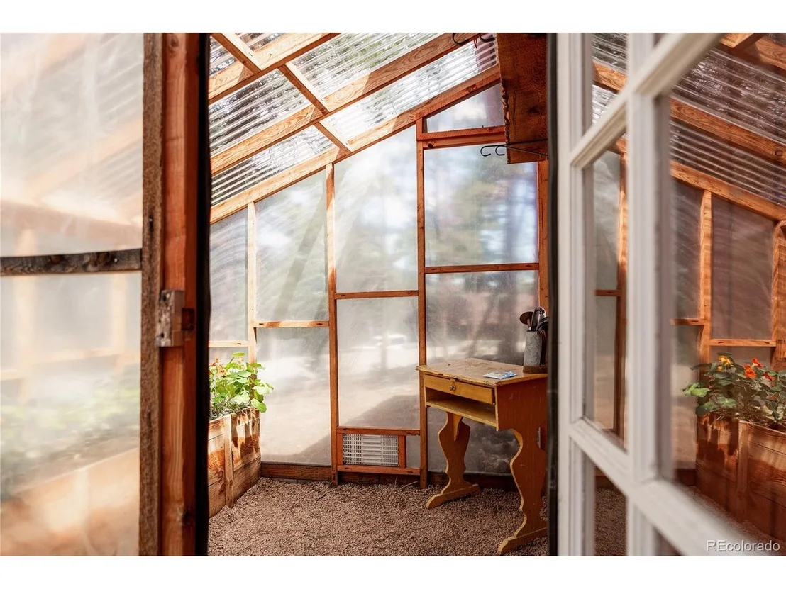 Photo of 297 Circle Dr