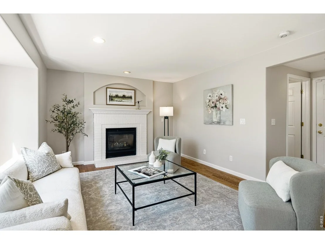 Photo of 478 Eaton Cir