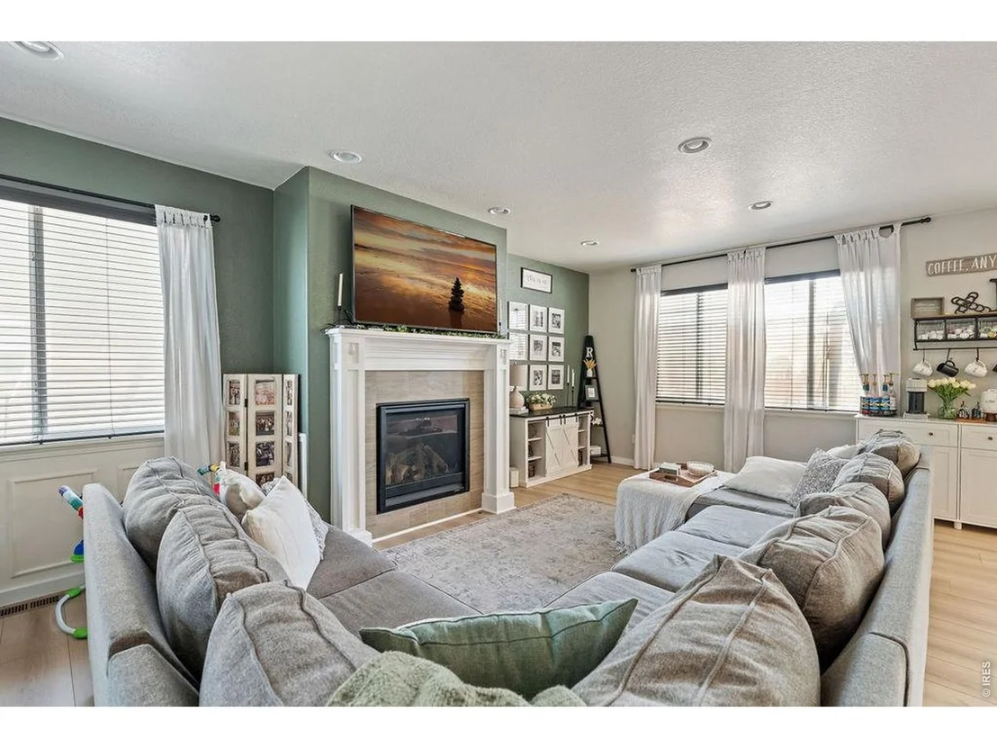 Photo of 5058 Thistle Dr
