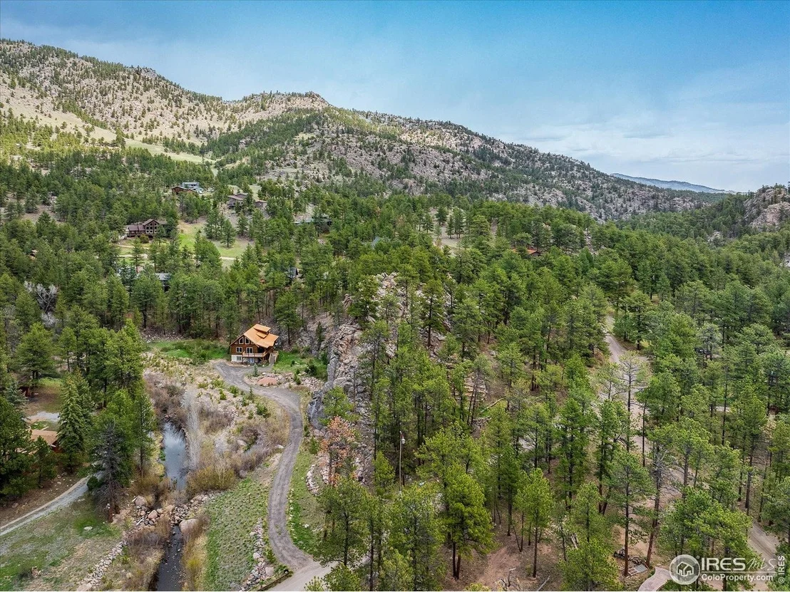 Photo of 1289 Kiowa Rd