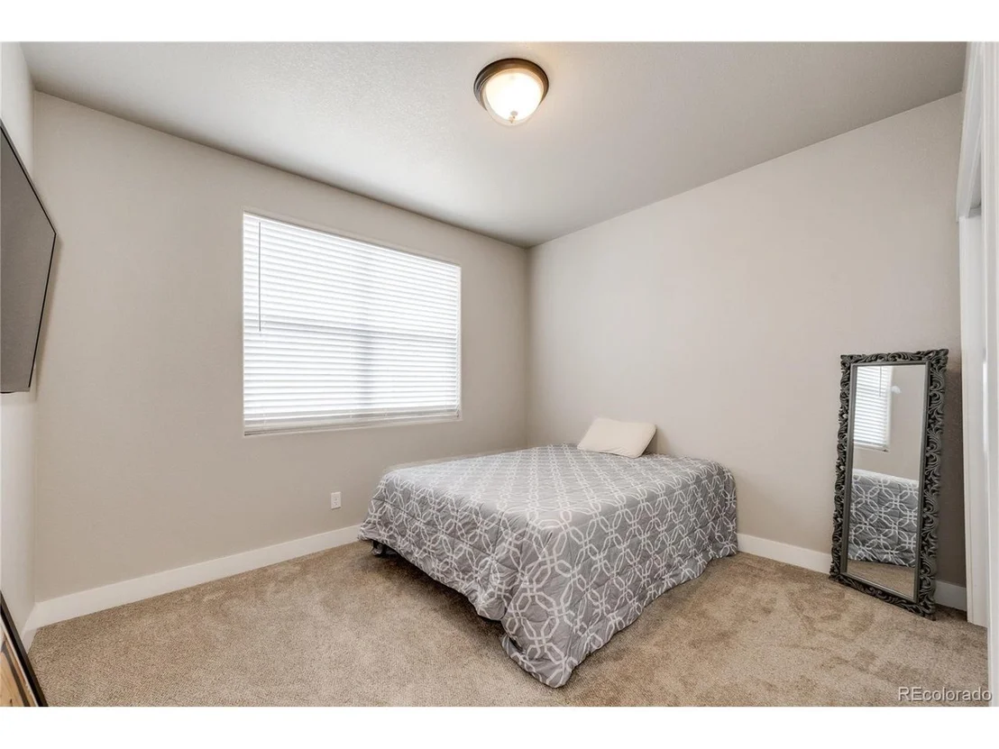 Photo of 5183 Long Dr