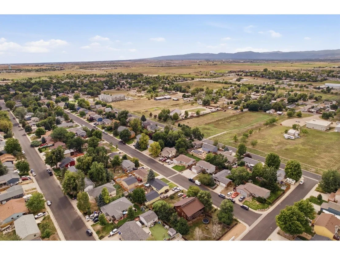 Photo of 347 Walnut Dr