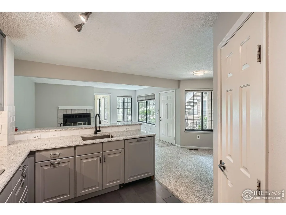 Photo of Unit D at 4767 White Rock Cir