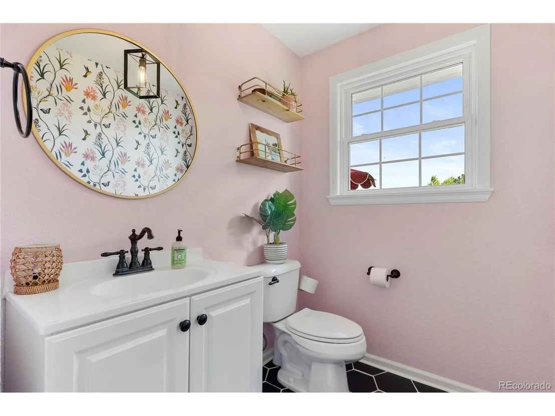 Photo of 1281 Conifer Trl