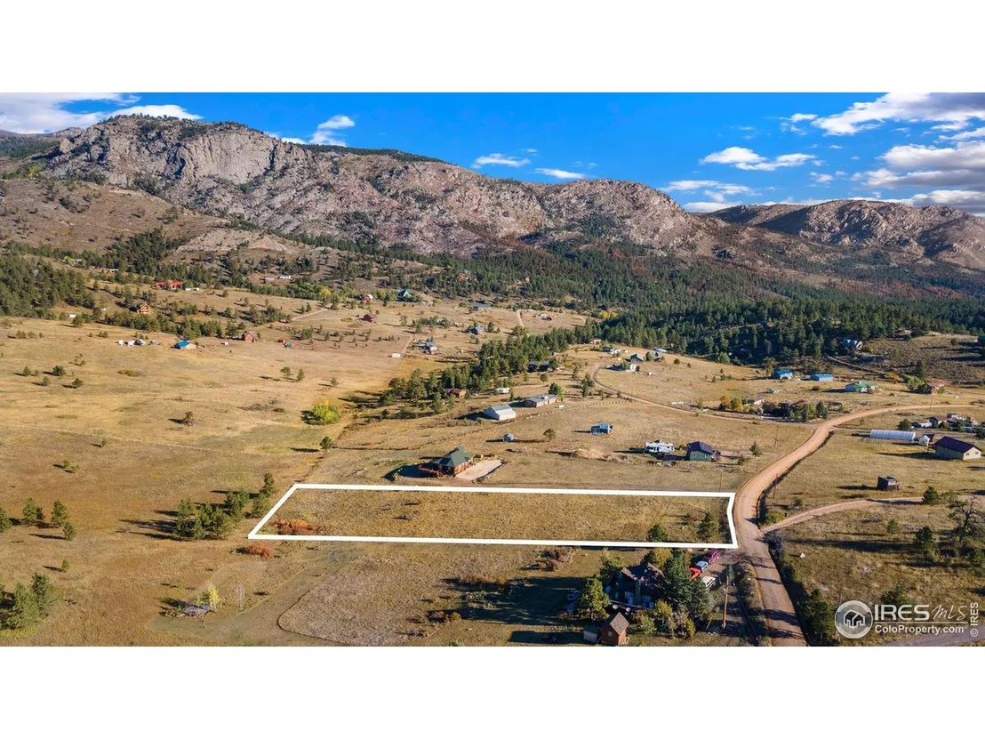Photo of 491 Snow Top Dr