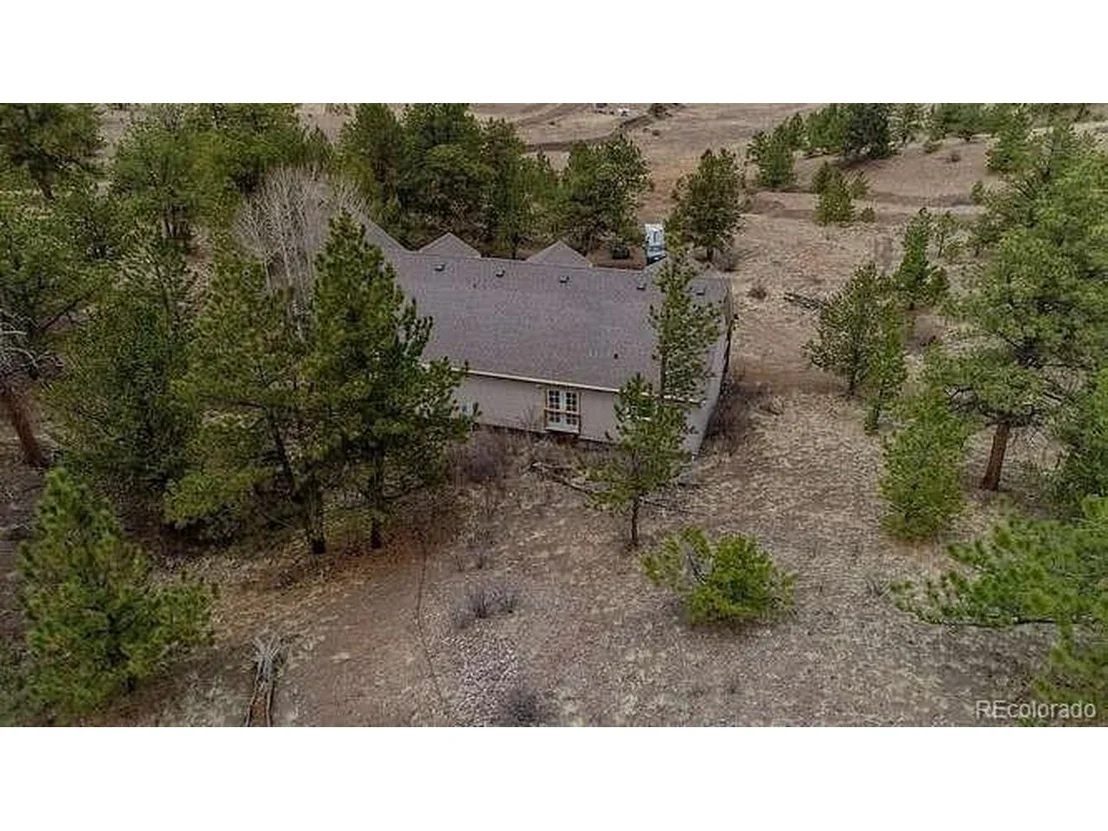 Photo of 370 Falcon Dr