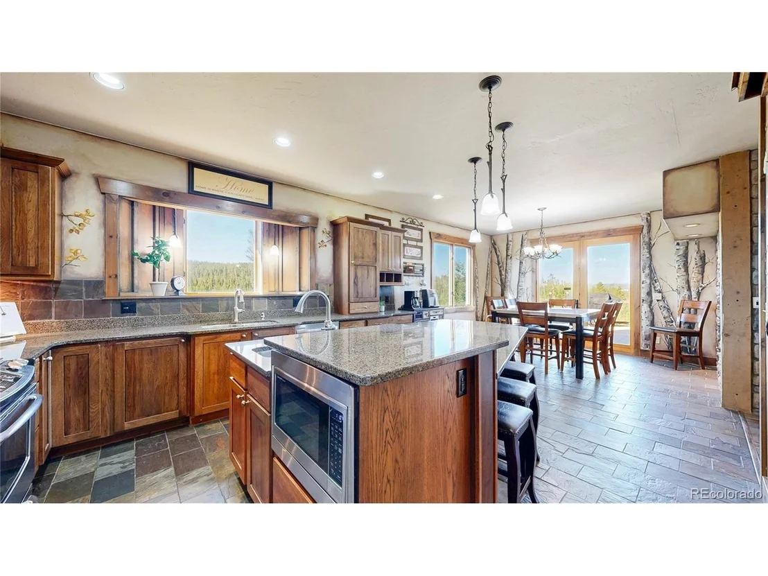 Photo of 560 County  Road 662
