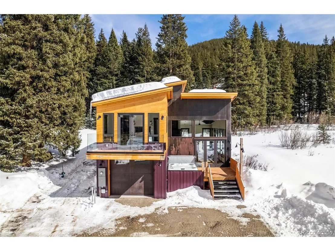 Photo of 162 Doris Dr