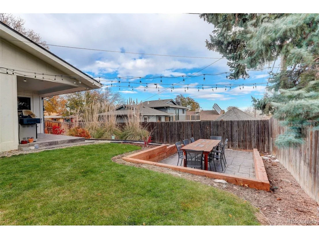 Photo of 6864 W 69th Pl