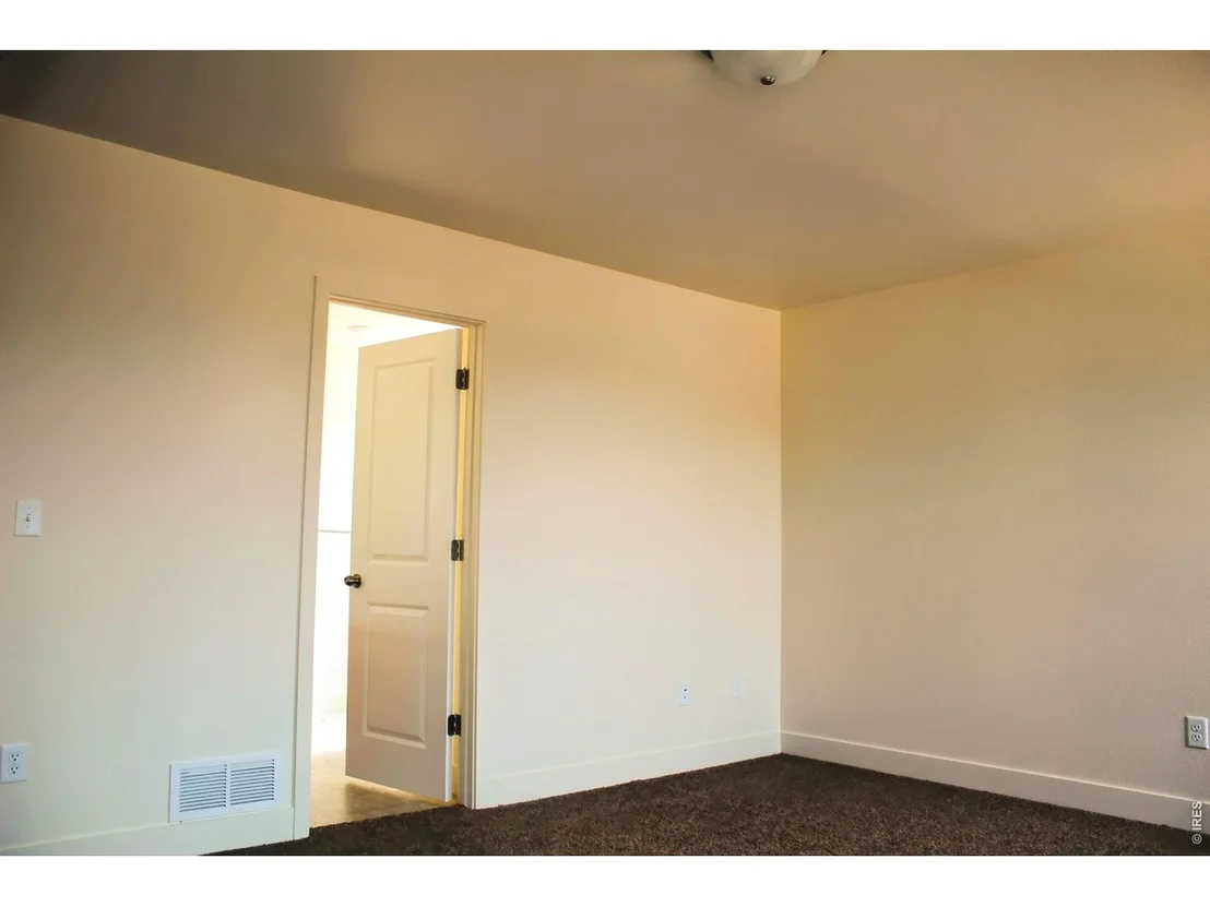 Photo of 2369 Juno Ln