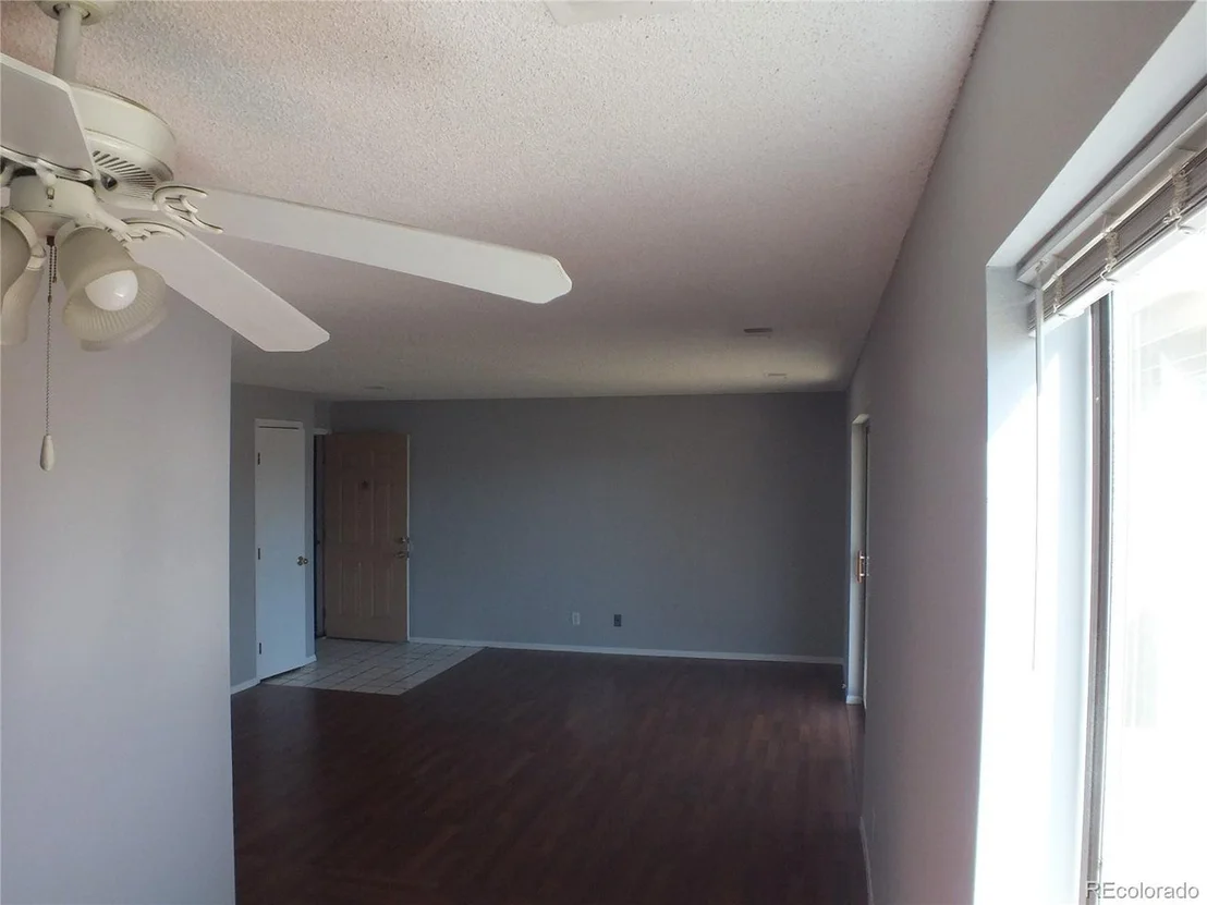 Photo of Unit 1008 at 2201 Sable Blvd