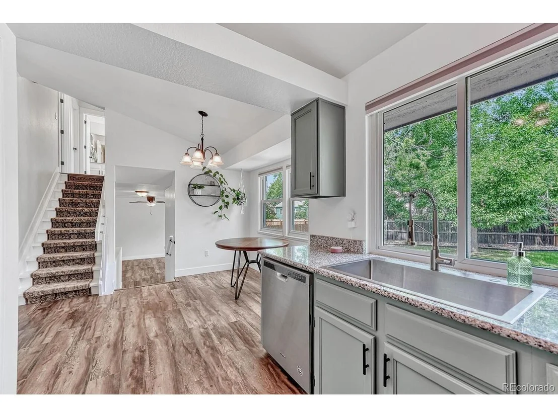 Photo of 10647 Kipling Way