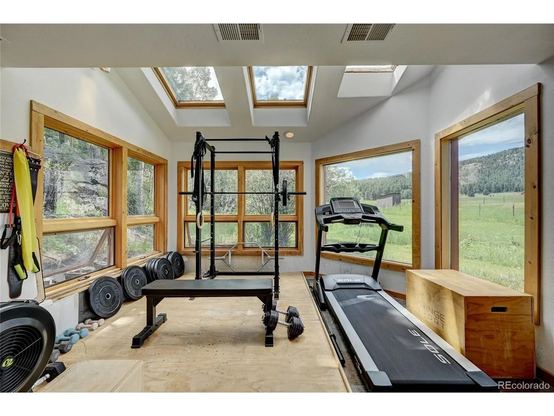 Photo of 6331 Bluebell Ln