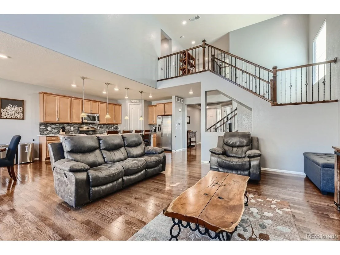 Photo of 10071 Isle Cir