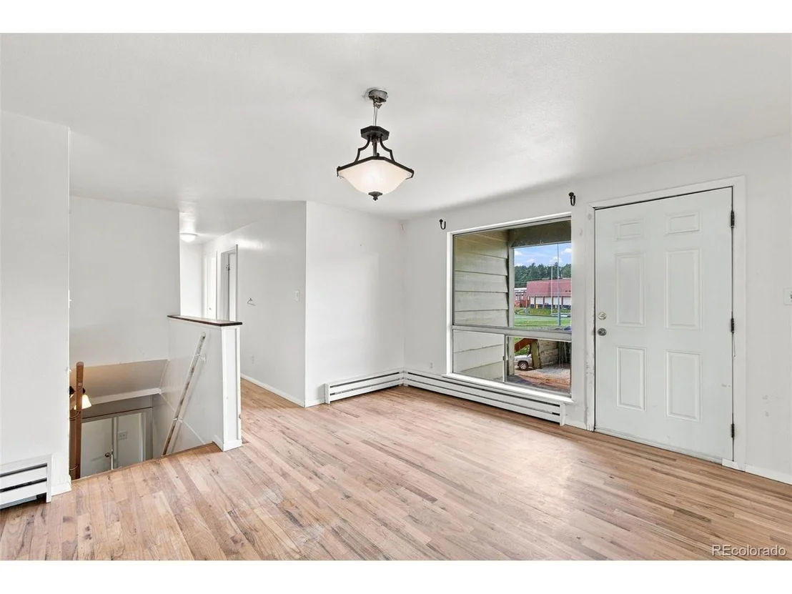 Photo of 29183 Valley View Rd