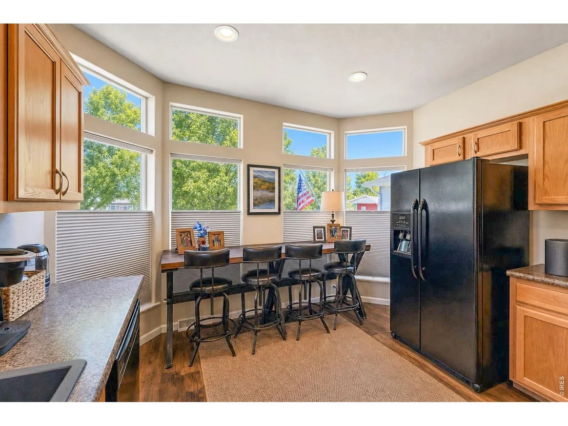 Photo of 7920 Mountain View Dr