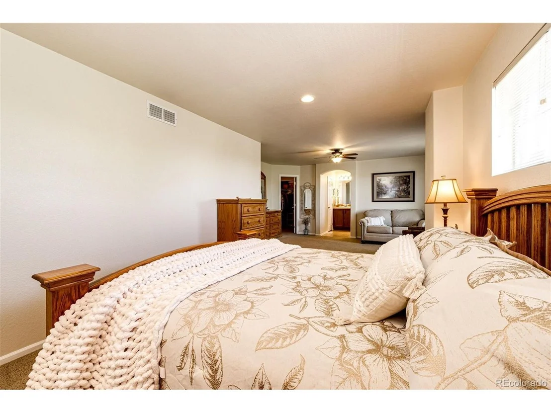 Photo of 446 N Coolidge Way