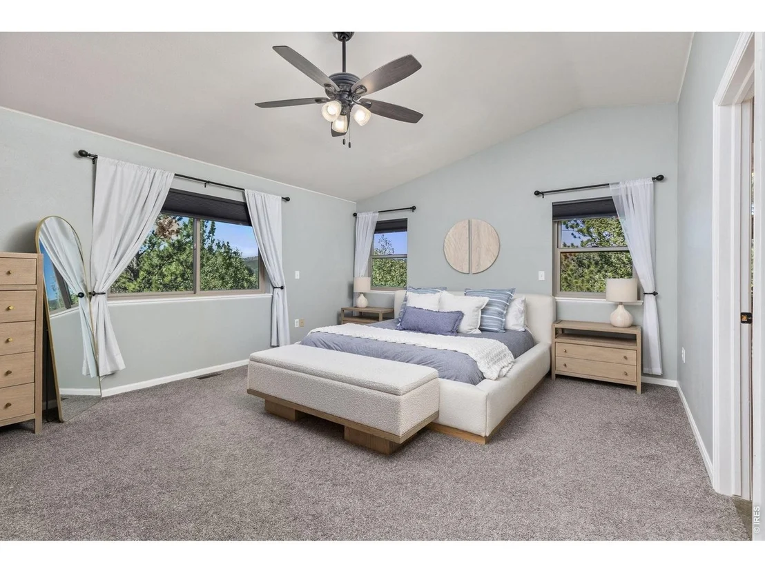 Photo of 428 Aspen Ln