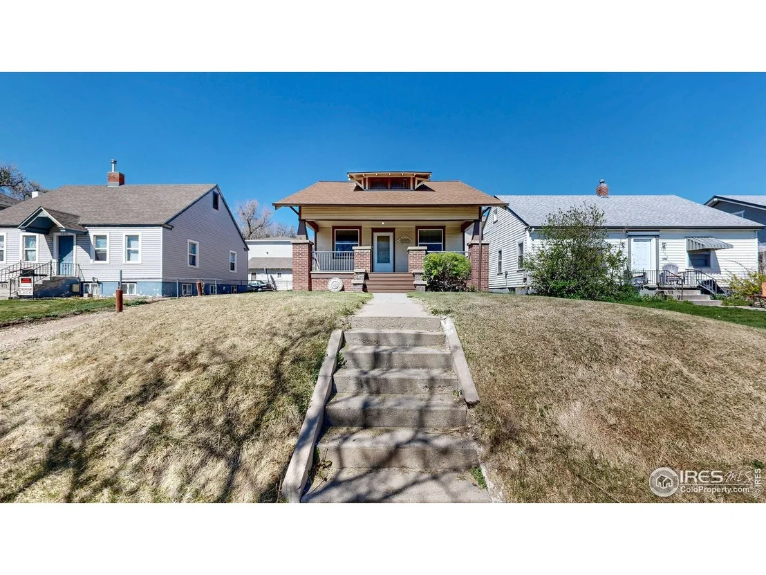 Photo of 2009 9th Ave