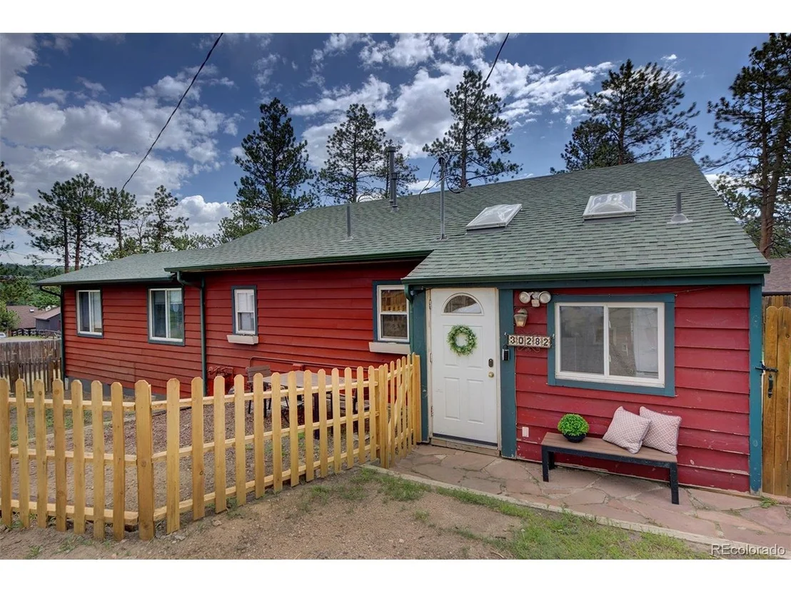 Photo of 30282 Spruce Rd