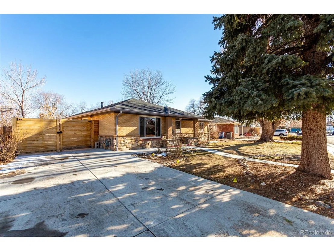 Photo of 5470 Holland Dr