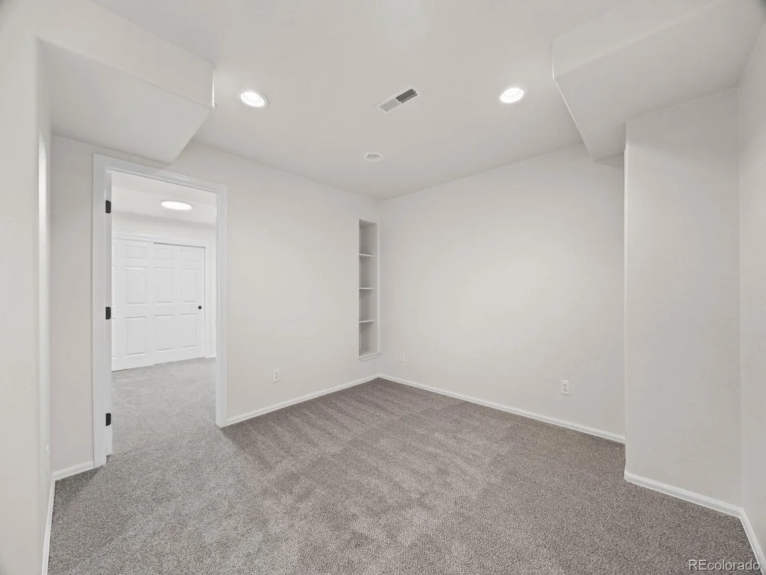 Photo of 21122 White Pine Ln