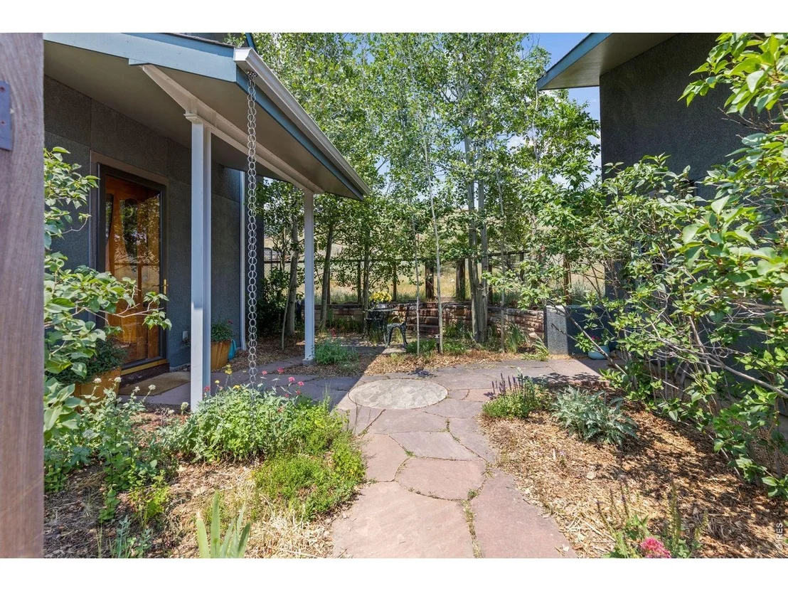 Photo of 5695 Sunshine Canyon Dr