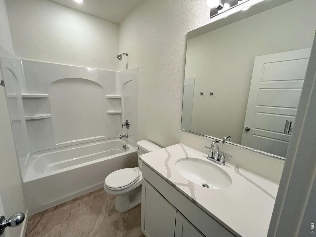 Photo of 521 85th Ave
