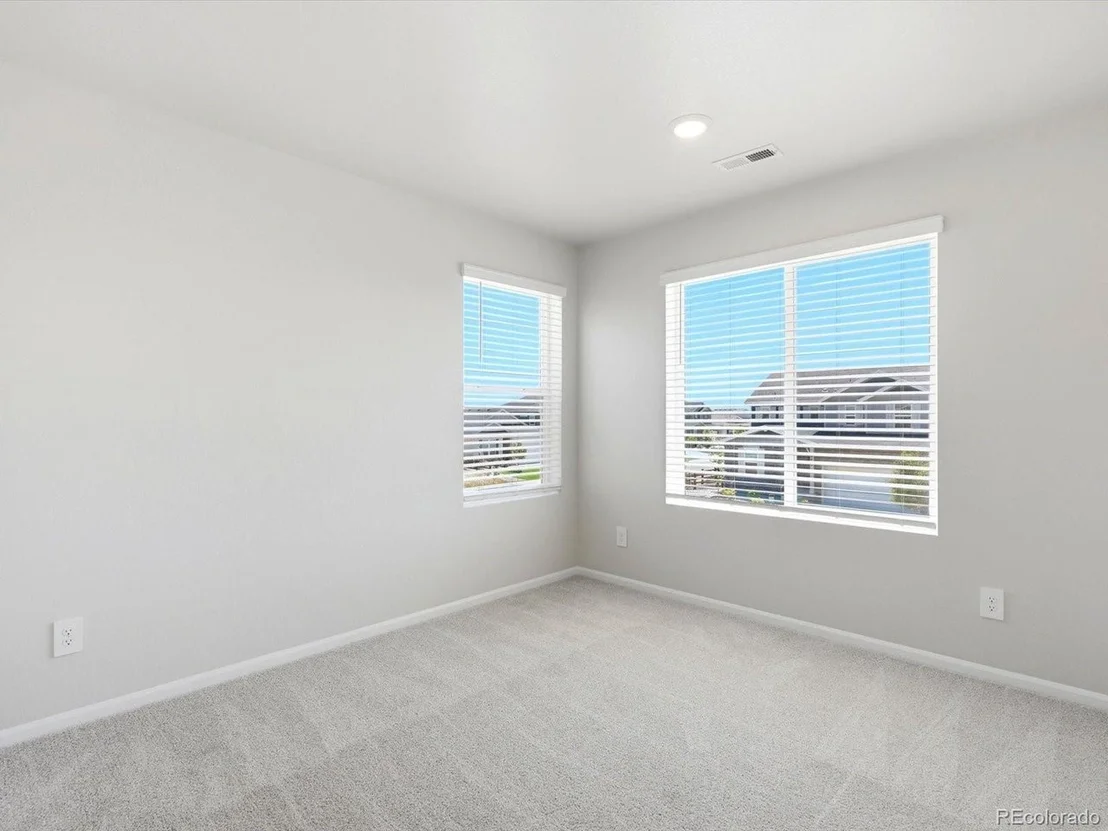 Photo of 4621 Sunsplash Way