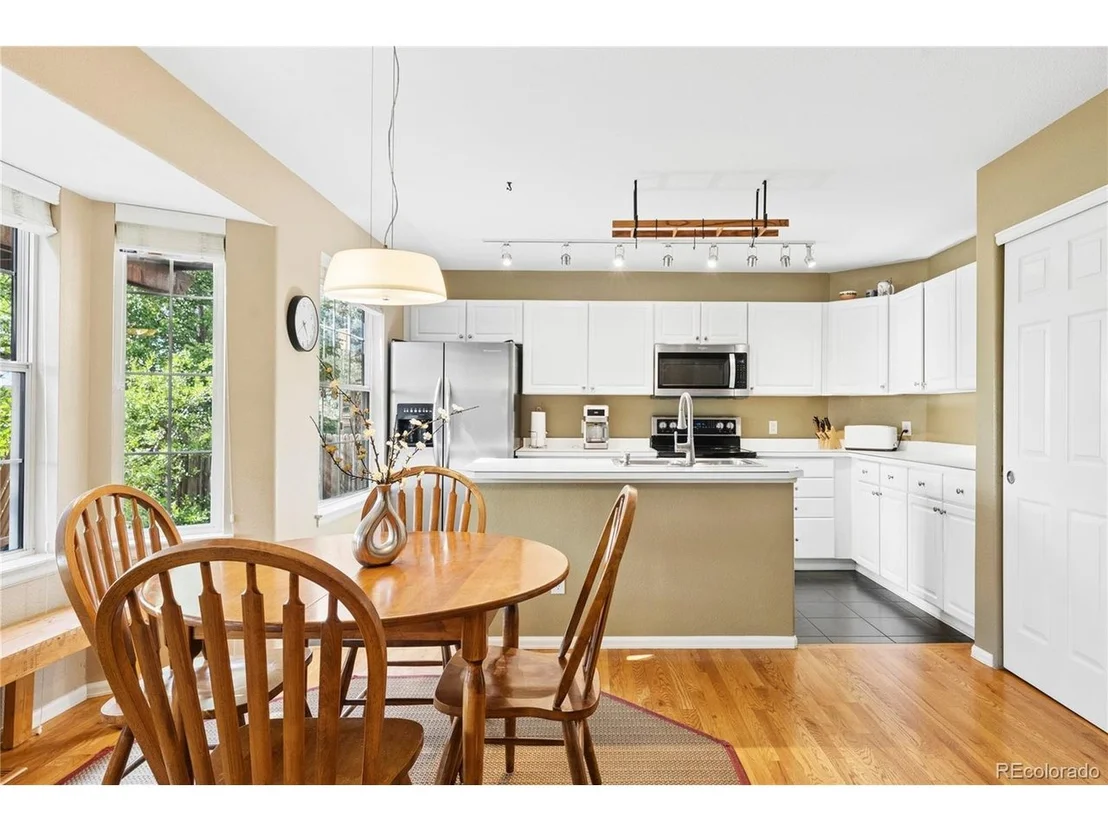 Photo of 423 Pinewood Cir