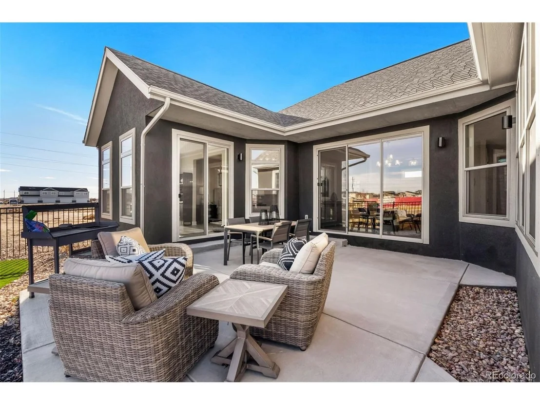 Photo of 335 Josef Cir