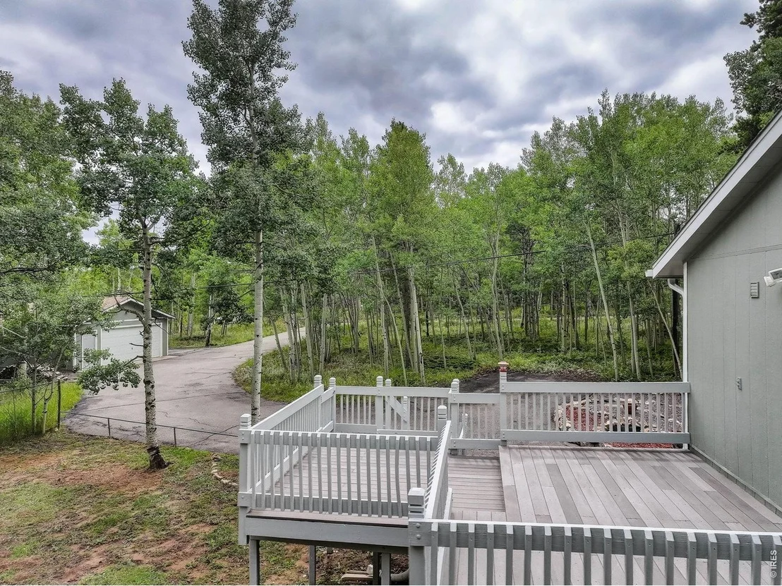 Photo of 233 Deer Cir