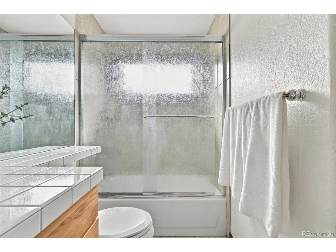 Photo of 11982 W 70th Pl