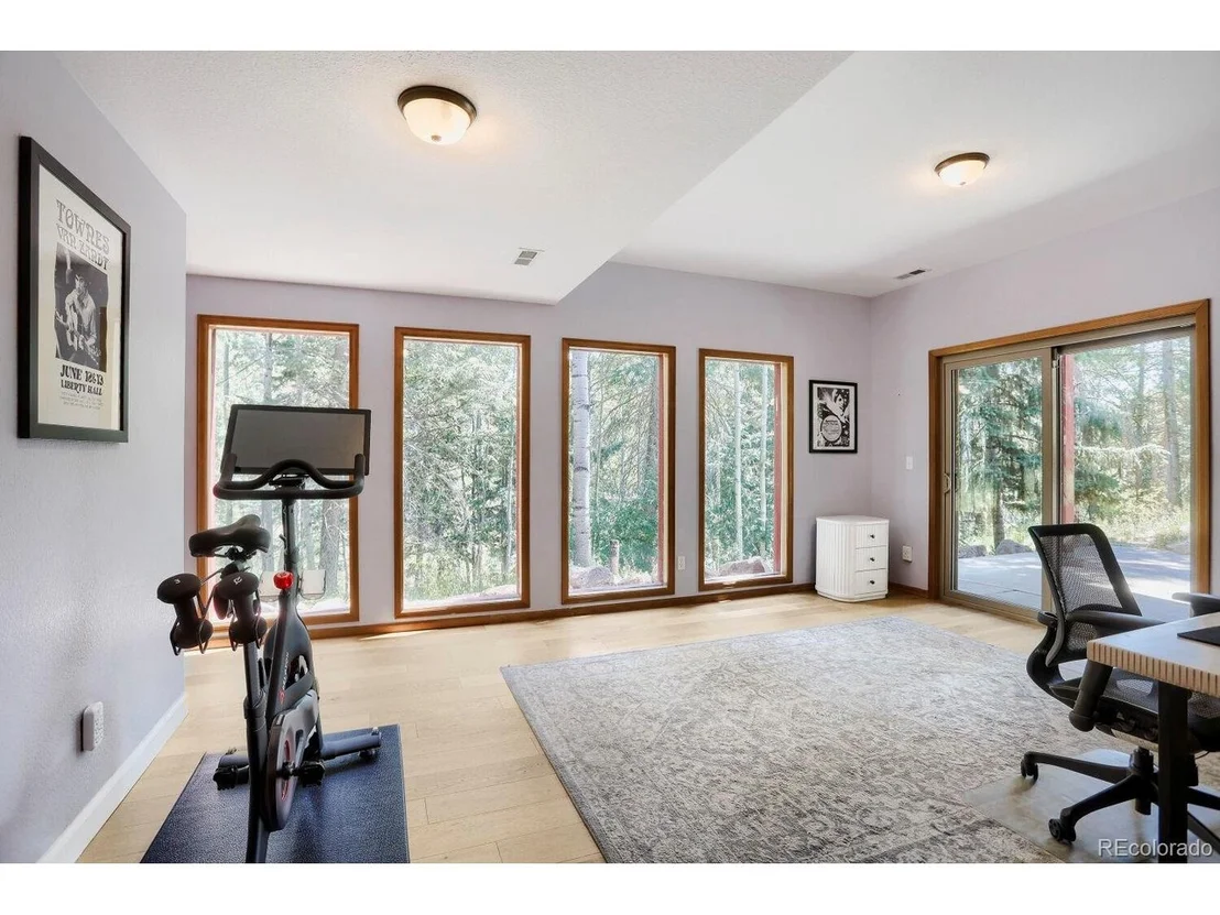 Photo of 32292 Lodgepole Dr