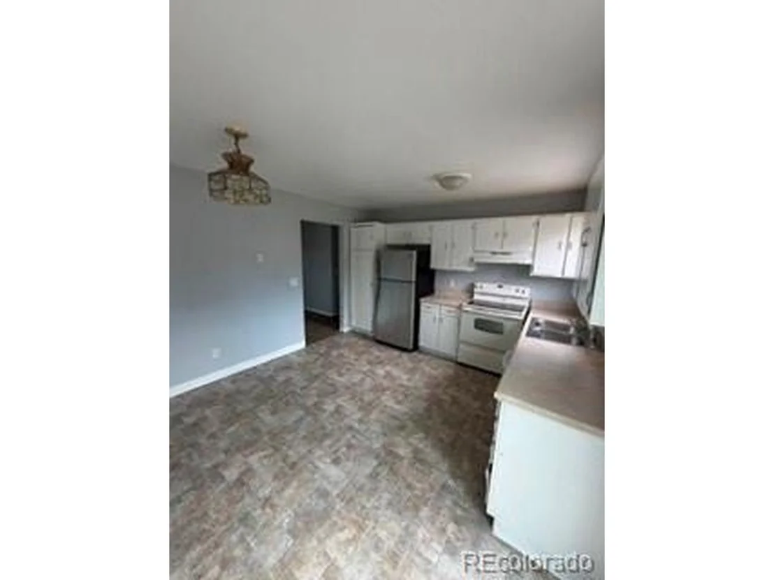 Photo of 9748 Clayton Cir