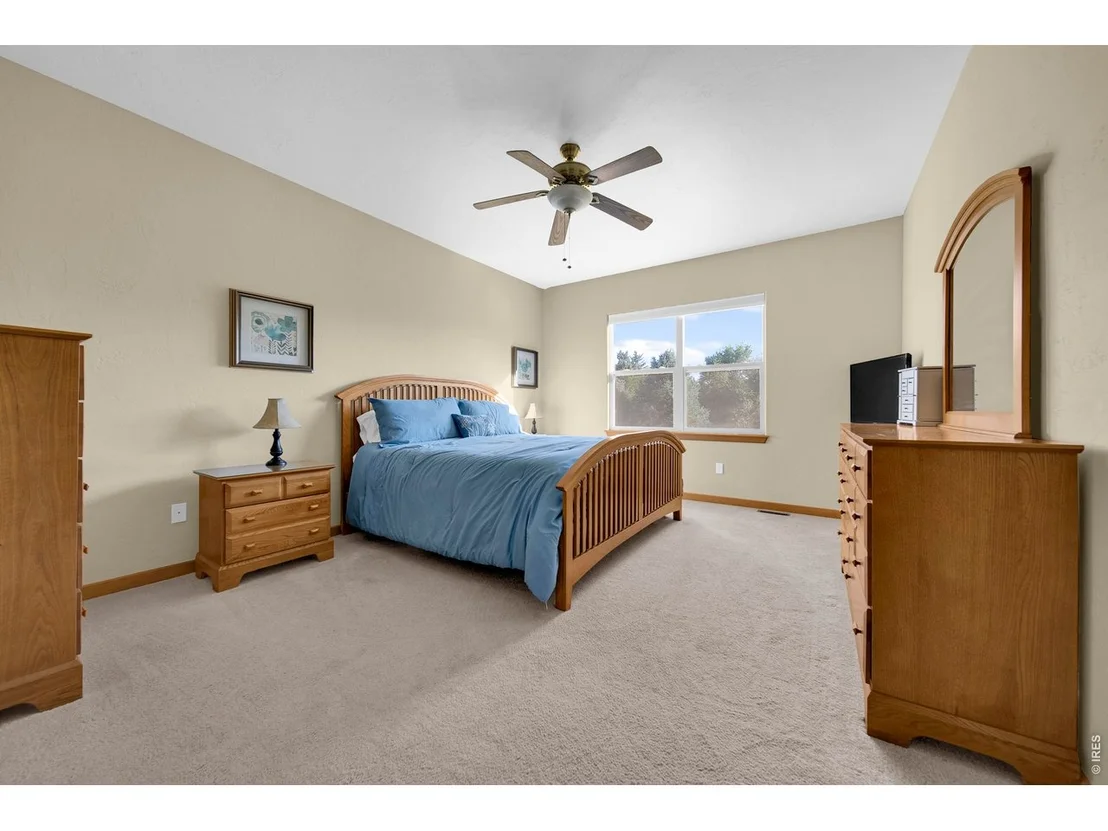 Photo of 48 Bachar Dr