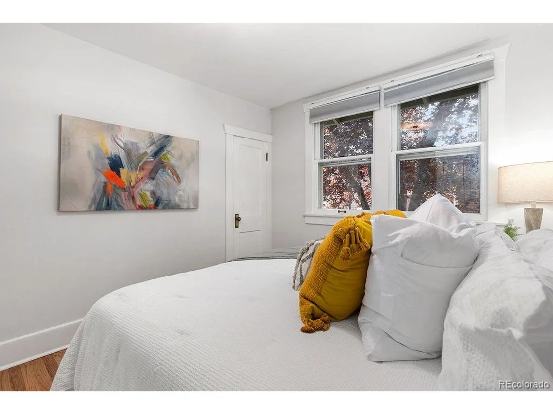 Photo of 3036 W 40th Ave
